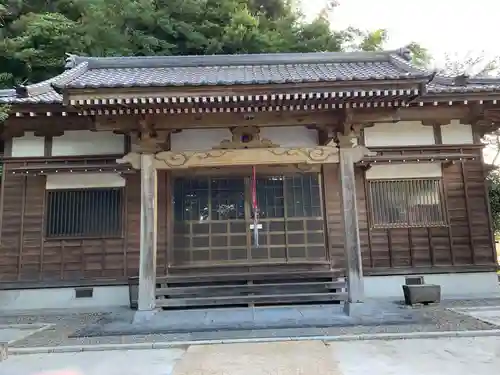 八幡神社の本殿・本堂