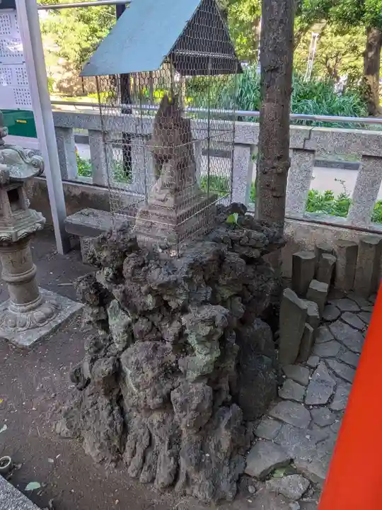 千種稲荷神社の狛犬