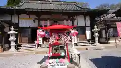 寺岡山元三大師の本殿