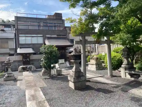 若宮八幡宮（陶器神社）の末社