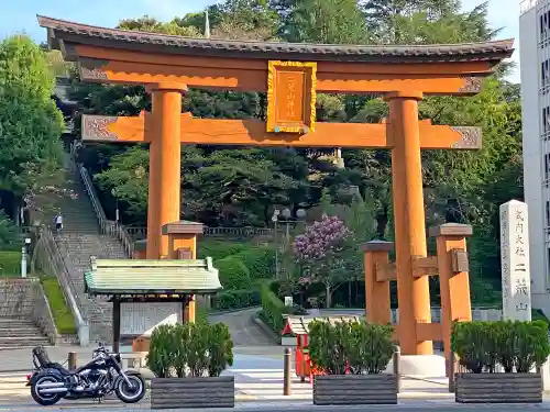 宇都宮二荒山神社の鳥居