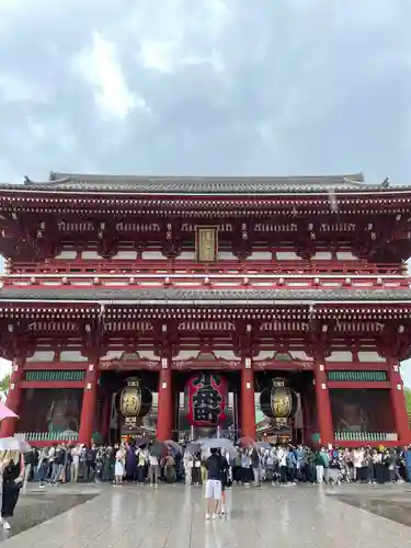 浅草寺の山門