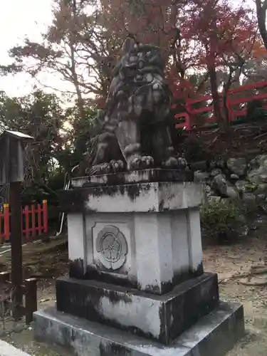 建勲神社の狛犬
