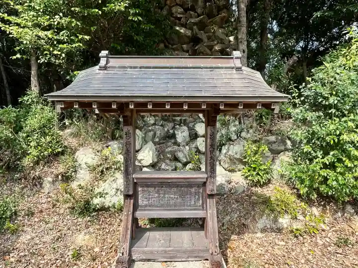 道成寺 奥の院観音堂の{uncategorized: "未分類", other: "その他", undefined: "問題あり", building: "その他建物", grave: "お墓", sacred_gate: "鳥居", guardian: "狛犬", statue: "像", buddha: "仏像", history: "歴史", nature: "自然", garden: "庭園", animal: "動物", pagoda: "塔", temizu: "手水舎", mountain_gate: "山門・神門", sanctuary: "本殿・本堂", subordinate: "末社・摂社", art: "芸術", scenery: "景色", jizo: "地蔵", ema: "絵馬", goshuin: "御朱印", omikuji: "おみくじ", items: "授与品その他", amulet: "お守り", goshuincho: "御朱印帳", eats: "食事", festival: "お祭り", votive_dance: "神楽", shichigosan: "七五三参", wedding: "結婚式", experience: "体験その他", initially: "初詣", around: "周辺", anti_infection: "感染症対策"}