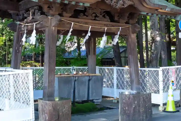 諏訪大社下社秋宮(長野県)