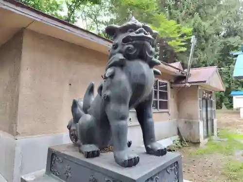 占冠神社の狛犬