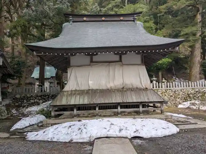気比神社の{uncategorized: "未分類", other: "その他", undefined: "問題あり", building: "その他建物", grave: "お墓", sacred_gate: "鳥居", guardian: "狛犬", statue: "像", buddha: "仏像", history: "歴史", nature: "自然", garden: "庭園", animal: "動物", pagoda: "塔", temizu: "手水舎", mountain_gate: "山門・神門", sanctuary: "本殿・本堂", subordinate: "末社・摂社", art: "芸術", scenery: "景色", jizo: "地蔵", ema: "絵馬", goshuin: "御朱印", omikuji: "おみくじ", items: "授与品その他", amulet: "お守り", goshuincho: "御朱印帳", eats: "食事", festival: "お祭り", votive_dance: "神楽", shichigosan: "七五三参", wedding: "結婚式", experience: "体験その他", initially: "初詣", around: "周辺", anti_infection: "感染症対策"}