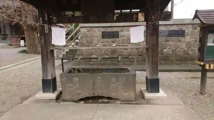 慈恩寺の手水舎