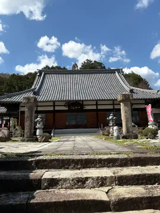 天猷寺の{uncategorized: "未分類", other: "その他", undefined: "問題あり", building: "その他建物", grave: "お墓", sacred_gate: "鳥居", guardian: "狛犬", statue: "像", buddha: "仏像", history: "歴史", nature: "自然", garden: "庭園", animal: "動物", pagoda: "塔", temizu: "手水舎", mountain_gate: "山門・神門", sanctuary: "本殿・本堂", subordinate: "末社・摂社", art: "芸術", scenery: "景色", jizo: "地蔵", ema: "絵馬", goshuin: "御朱印", omikuji: "おみくじ", items: "授与品その他", amulet: "お守り", goshuincho: "御朱印帳", eats: "食事", festival: "お祭り", votive_dance: "神楽", shichigosan: "七五三参", wedding: "結婚式", experience: "体験その他", initially: "初詣", around: "周辺", anti_infection: "感染症対策"}