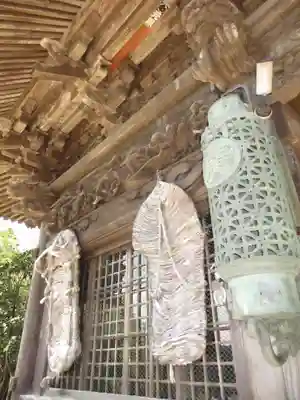芝山仁王尊 観音教寺の山門・神門
