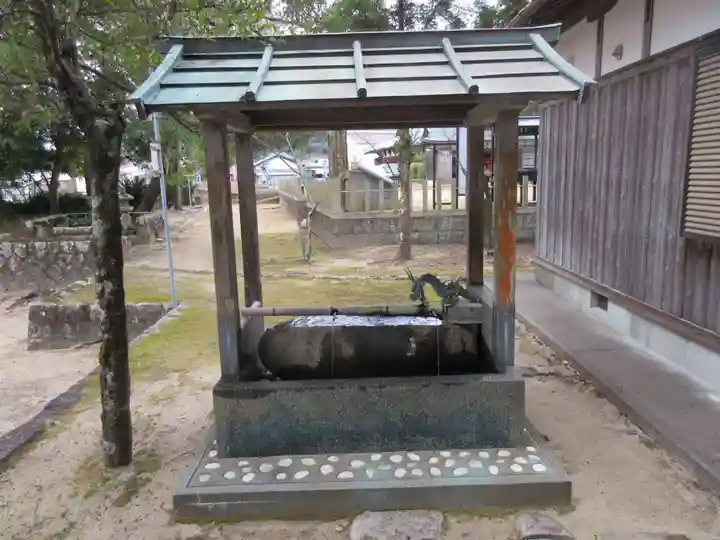 補陀洛山寺の手水舎