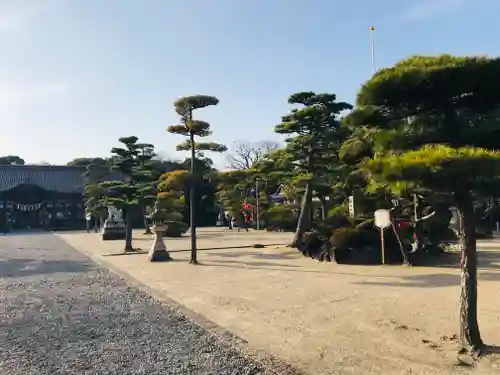 誉田八幡宮の庭園