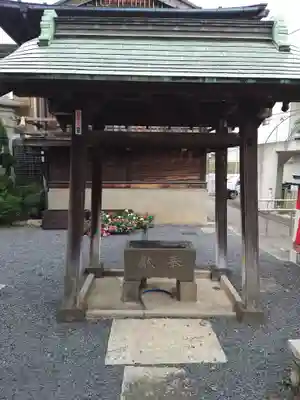 六塚稲荷神社(埼玉県)