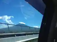 富士山頂上浅間大社奥宮の景色