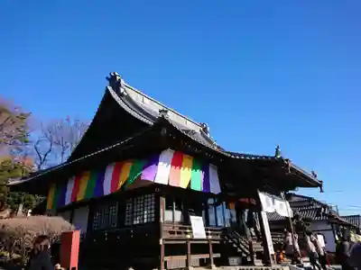 埼玉厄除け開運大師・龍泉寺（切り絵御朱印発祥の寺）の本殿・本堂