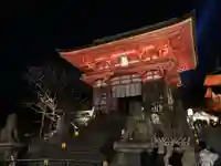 清水寺の山門・神門