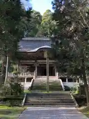 上日寺の本殿