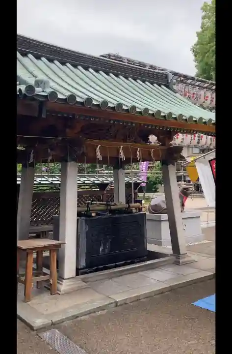 湯島天満宮の{uncategorized: "未分類", other: "その他", undefined: "問題あり", building: "その他建物", grave: "お墓", sacred_gate: "鳥居", guardian: "狛犬", statue: "像", buddha: "仏像", history: "歴史", nature: "自然", garden: "庭園", animal: "動物", pagoda: "塔", temizu: "手水舎", mountain_gate: "山門・神門", sanctuary: "本殿・本堂", subordinate: "末社・摂社", art: "芸術", scenery: "景色", jizo: "地蔵", ema: "絵馬", goshuin: "御朱印", omikuji: "おみくじ", items: "授与品その他", amulet: "お守り", goshuincho: "御朱印帳", eats: "食事", festival: "お祭り", votive_dance: "神楽", shichigosan: "七五三参", wedding: "結婚式", experience: "体験その他", initially: "初詣", around: "周辺", anti_infection: "感染症対策"}