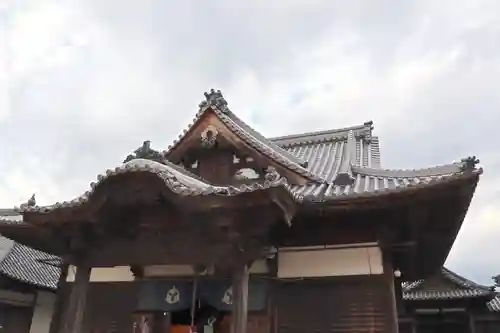長尾寺の本殿・本堂