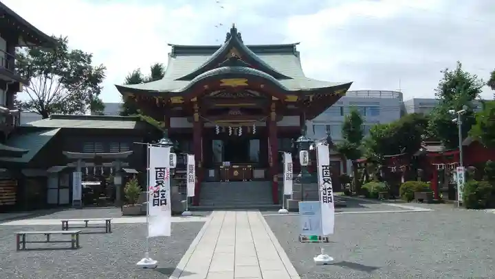 羽田神社の本殿・本堂