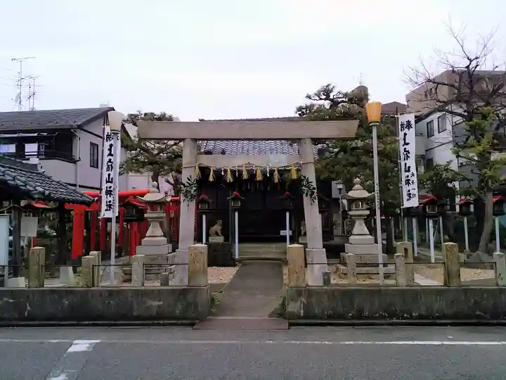 山神社(上宿山神社)の鳥居