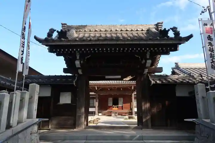 地蔵寺の山門・神門