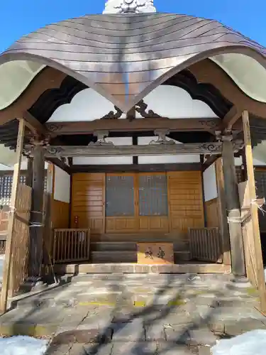 恵日寺の本殿・本堂