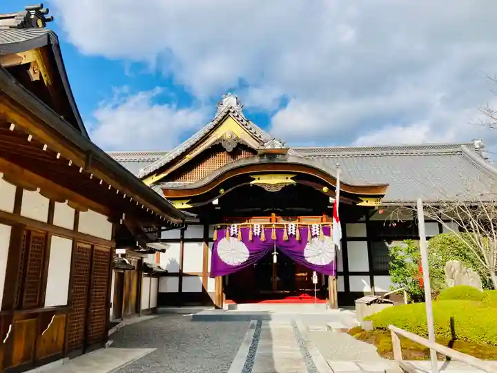 伏見稲荷大社の本殿・本堂