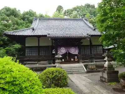 天台宗　長窪山　正覚寺の本殿・本堂