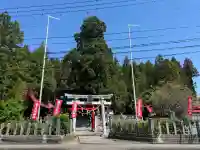 鼬幣稲荷神社の{uncategorized: "未分類", other: "その他", undefined: "問題あり", building: "その他建物", grave: "お墓", sacred_gate: "鳥居", guardian: "狛犬", statue: "像", buddha: "仏像", history: "歴史", nature: "自然", garden: "庭園", animal: "動物", pagoda: "塔", temizu: "手水舎", mountain_gate: "山門・神門", sanctuary: "本殿・本堂", subordinate: "末社・摂社", art: "芸術", scenery: "景色", jizo: "地蔵", ema: "絵馬", goshuin: "御朱印", omikuji: "おみくじ", items: "授与品その他", amulet: "お守り", goshuincho: "御朱印帳", eats: "食事", festival: "お祭り", votive_dance: "神楽", shichigosan: "七五三参", wedding: "結婚式", experience: "体験その他", initially: "初詣", around: "周辺", anti_infection: "感染症対策"}