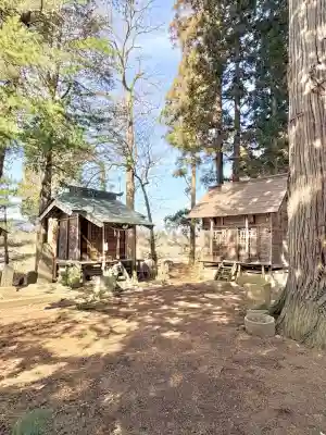 石鳥谷熊野神社の{uncategorized: "未分類", other: "その他", undefined: "問題あり", building: "その他建物", grave: "お墓", sacred_gate: "鳥居", guardian: "狛犬", statue: "像", buddha: "仏像", history: "歴史", nature: "自然", garden: "庭園", animal: "動物", pagoda: "塔", temizu: "手水舎", mountain_gate: "山門・神門", sanctuary: "本殿・本堂", subordinate: "末社・摂社", art: "芸術", scenery: "景色", jizo: "地蔵", ema: "絵馬", goshuin: "御朱印", omikuji: "おみくじ", items: "授与品その他", amulet: "お守り", goshuincho: "御朱印帳", eats: "食事", festival: "お祭り", votive_dance: "神楽", shichigosan: "七五三参", wedding: "結婚式", experience: "体験その他", initially: "初詣", around: "周辺", anti_infection: "感染症対策"}