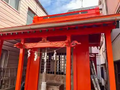 伏見大漁稲荷神社の{uncategorized: "未分類", other: "その他", undefined: "問題あり", building: "その他建物", grave: "お墓", sacred_gate: "鳥居", guardian: "狛犬", statue: "像", buddha: "仏像", history: "歴史", nature: "自然", garden: "庭園", animal: "動物", pagoda: "塔", temizu: "手水舎", mountain_gate: "山門・神門", sanctuary: "本殿・本堂", subordinate: "末社・摂社", art: "芸術", scenery: "景色", jizo: "地蔵", ema: "絵馬", goshuin: "御朱印", omikuji: "おみくじ", items: "授与品その他", amulet: "お守り", goshuincho: "御朱印帳", eats: "食事", festival: "お祭り", votive_dance: "神楽", shichigosan: "七五三参", wedding: "結婚式", experience: "体験その他", initially: "初詣", around: "周辺", anti_infection: "感染症対策"}