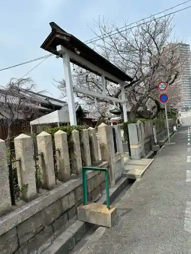櫻井神社の{uncategorized: "未分類", other: "その他", undefined: "問題あり", building: "その他建物", grave: "お墓", sacred_gate: "鳥居", guardian: "狛犬", statue: "像", buddha: "仏像", history: "歴史", nature: "自然", garden: "庭園", animal: "動物", pagoda: "塔", temizu: "手水舎", mountain_gate: "山門・神門", sanctuary: "本殿・本堂", subordinate: "末社・摂社", art: "芸術", scenery: "景色", jizo: "地蔵", ema: "絵馬", goshuin: "御朱印", omikuji: "おみくじ", items: "授与品その他", amulet: "お守り", goshuincho: "御朱印帳", eats: "食事", festival: "お祭り", votive_dance: "神楽", shichigosan: "七五三参", wedding: "結婚式", experience: "体験その他", initially: "初詣", around: "周辺", anti_infection: "感染症対策"}