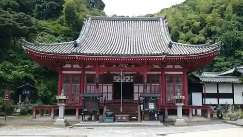 明王院の本殿・本堂