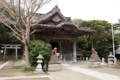 小動神社の本殿・本堂