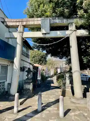 常祗稲荷神社の{uncategorized: "未分類", other: "その他", undefined: "問題あり", building: "その他建物", grave: "お墓", sacred_gate: "鳥居", guardian: "狛犬", statue: "像", buddha: "仏像", history: "歴史", nature: "自然", garden: "庭園", animal: "動物", pagoda: "塔", temizu: "手水舎", mountain_gate: "山門・神門", sanctuary: "本殿・本堂", subordinate: "末社・摂社", art: "芸術", scenery: "景色", jizo: "地蔵", ema: "絵馬", goshuin: "御朱印", omikuji: "おみくじ", items: "授与品その他", amulet: "お守り", goshuincho: "御朱印帳", eats: "食事", festival: "お祭り", votive_dance: "神楽", shichigosan: "七五三参", wedding: "結婚式", experience: "体験その他", initially: "初詣", around: "周辺", anti_infection: "感染症対策"}