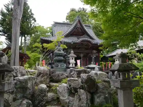 秩父札所１番　四萬部寺の本殿・本堂