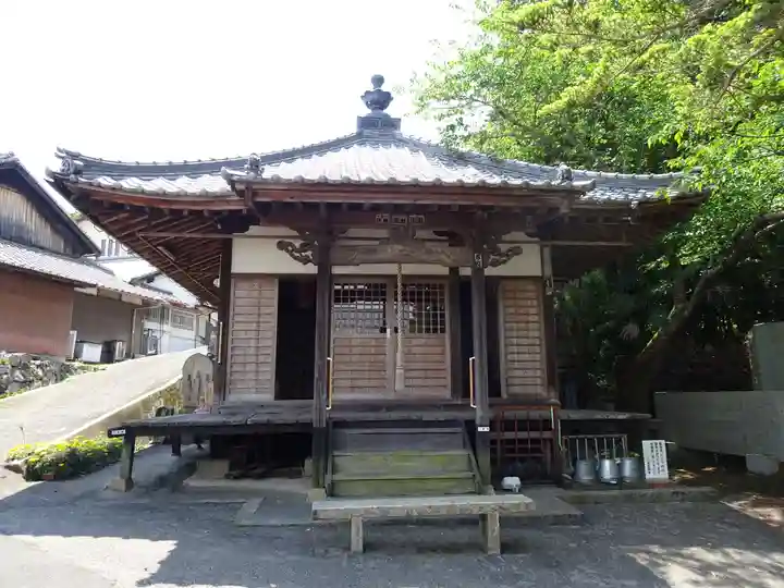 弥蘇場地藏堂の本殿・本堂