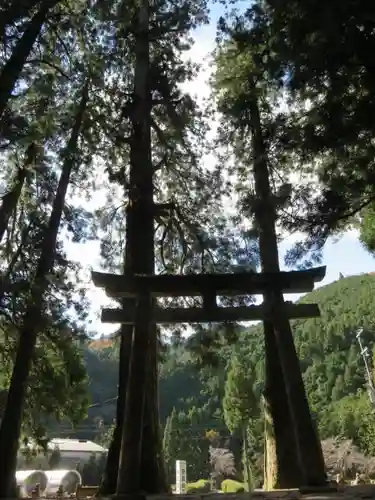 室生龍穴神社の鳥居