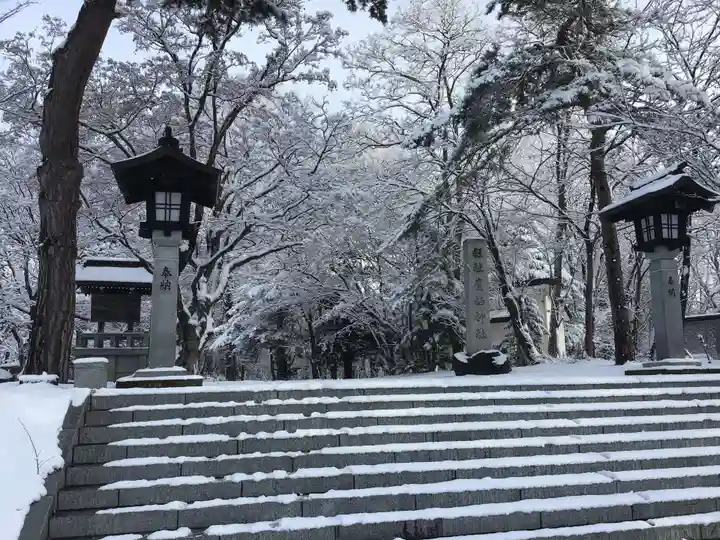 鷹栖神社の庭園