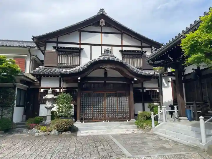長源寺の{uncategorized: "未分類", other: "その他", undefined: "問題あり", building: "その他建物", grave: "お墓", sacred_gate: "鳥居", guardian: "狛犬", statue: "像", buddha: "仏像", history: "歴史", nature: "自然", garden: "庭園", animal: "動物", pagoda: "塔", temizu: "手水舎", mountain_gate: "山門・神門", sanctuary: "本殿・本堂", subordinate: "末社・摂社", art: "芸術", scenery: "景色", jizo: "地蔵", ema: "絵馬", goshuin: "御朱印", omikuji: "おみくじ", items: "授与品その他", amulet: "お守り", goshuincho: "御朱印帳", eats: "食事", festival: "お祭り", votive_dance: "神楽", shichigosan: "七五三参", wedding: "結婚式", experience: "体験その他", initially: "初詣", around: "周辺", anti_infection: "感染症対策"}