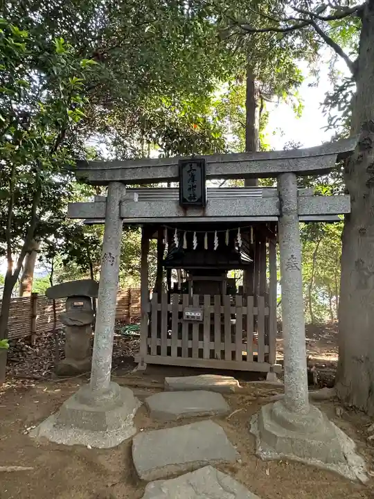 検見川神社の末社・摂社