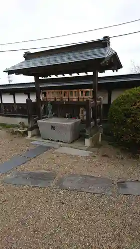 長禅寺の手水