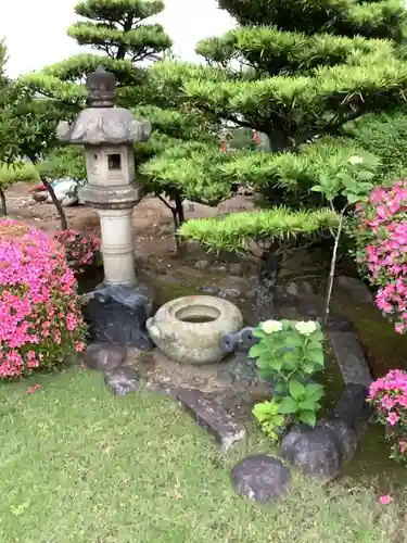 薬師寺（北外山）の庭園