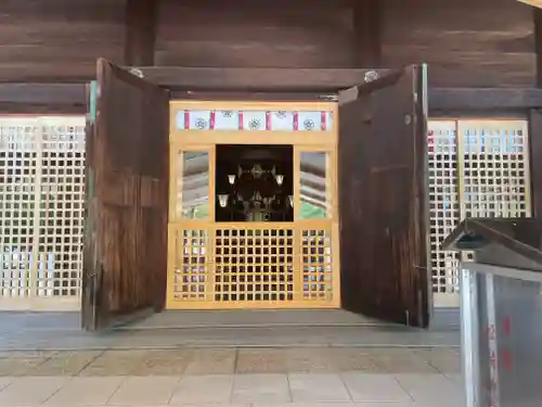 石川護國神社の本殿・本堂