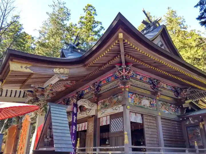 宝登山神社の本殿・本堂
