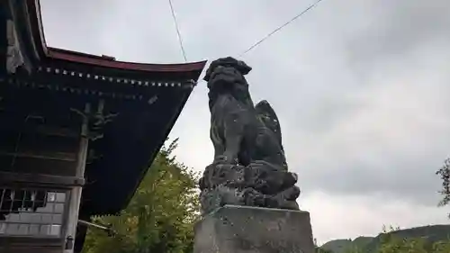 丸瀬布神社の狛犬