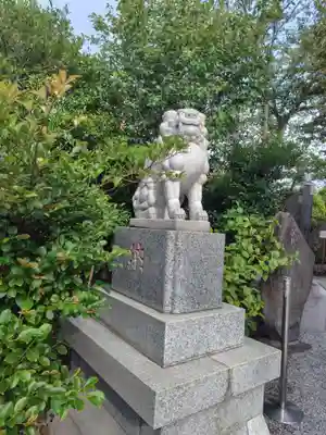 鎮守氷川神社の狛犬
