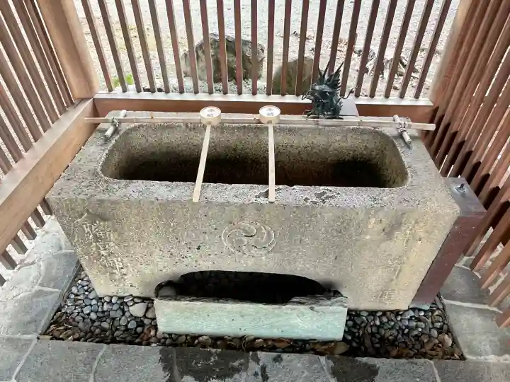 小竹八幡神社の{uncategorized: "未分類", other: "その他", undefined: "問題あり", building: "その他建物", grave: "お墓", sacred_gate: "鳥居", guardian: "狛犬", statue: "像", buddha: "仏像", history: "歴史", nature: "自然", garden: "庭園", animal: "動物", pagoda: "塔", temizu: "手水舎", mountain_gate: "山門・神門", sanctuary: "本殿・本堂", subordinate: "末社・摂社", art: "芸術", scenery: "景色", jizo: "地蔵", ema: "絵馬", goshuin: "御朱印", omikuji: "おみくじ", items: "授与品その他", amulet: "お守り", goshuincho: "御朱印帳", eats: "食事", festival: "お祭り", votive_dance: "神楽", shichigosan: "七五三参", wedding: "結婚式", experience: "体験その他", initially: "初詣", around: "周辺", anti_infection: "感染症対策"}