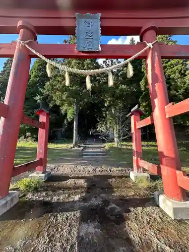 御座石神社(秋田県)